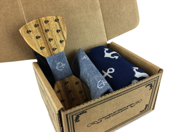Premium Wooden Bow Tie with Matching Pocket Square and Cotton Blend Mens Socks